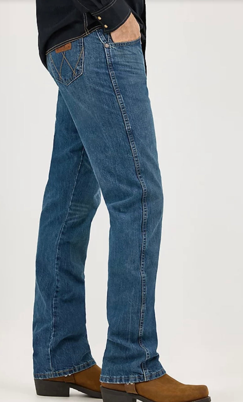 retro relaxed fit bootcut jean, true blue | wrangler