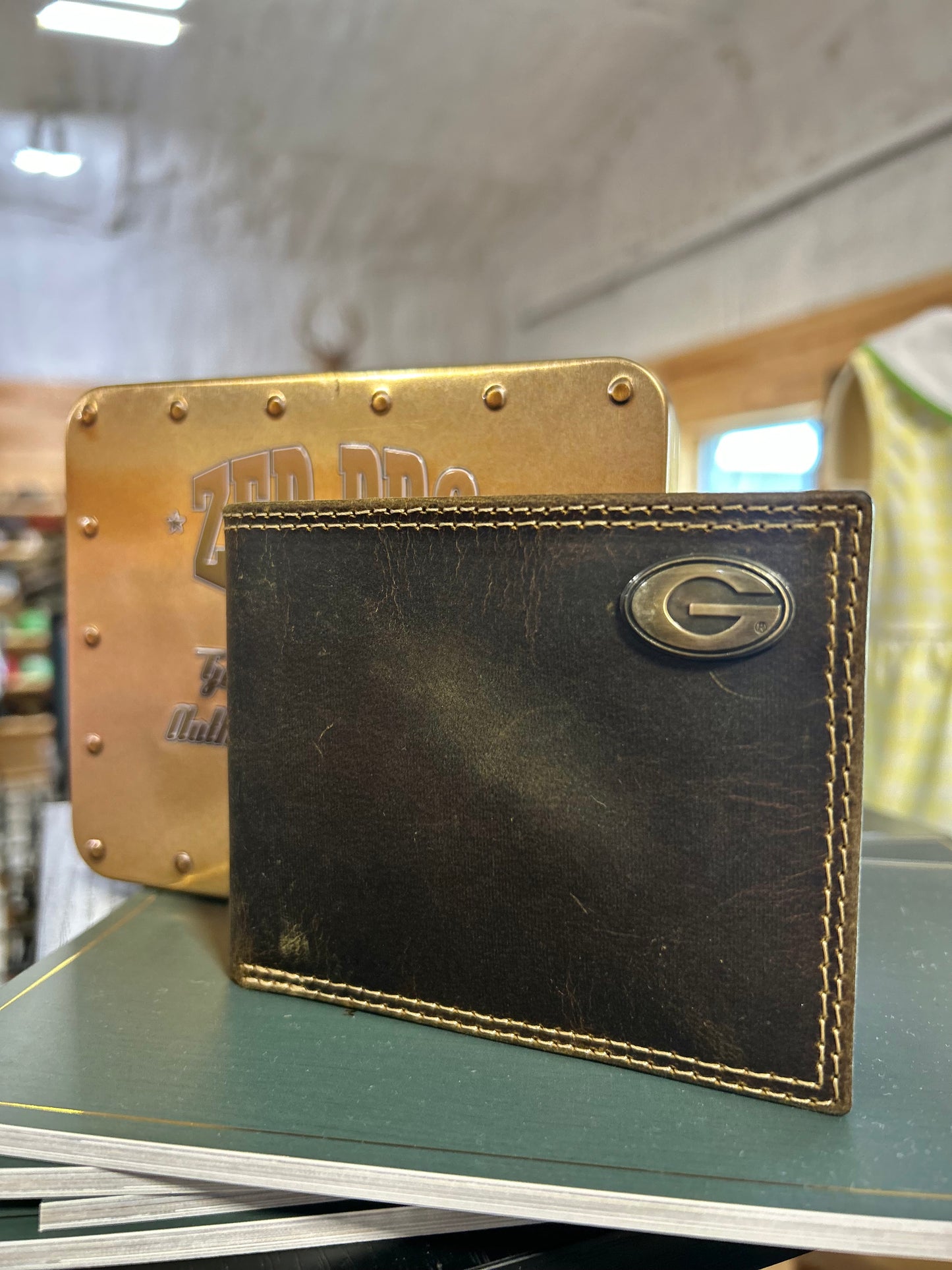georgia bulldogs vintage tan leather bifold wallet | zeppro