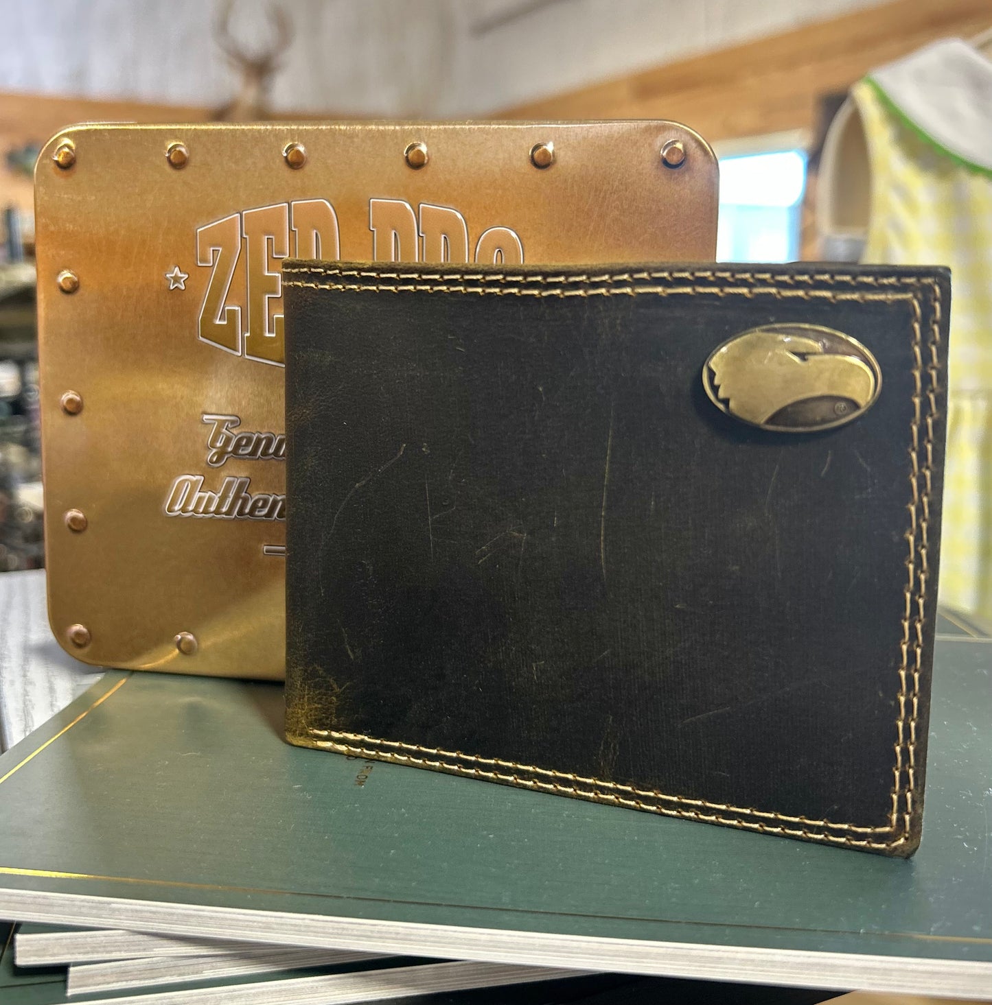 georgia southern vintage tan leather bifold wallet | zeppro