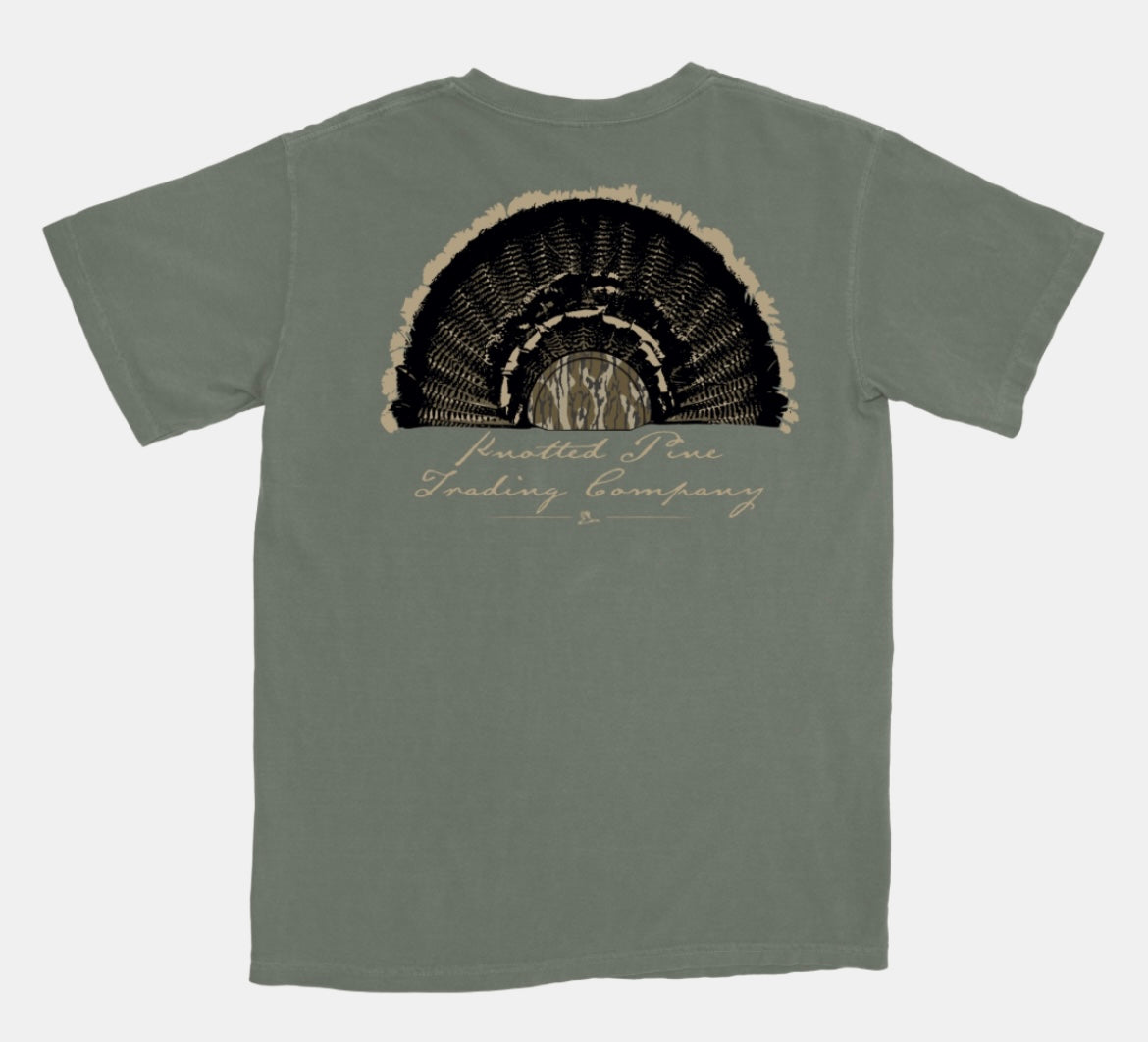 turkey fan | knotted pine